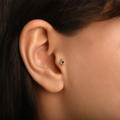Sinek Siyah Taşlı Altın Piercing